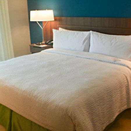 Fairfield Inn & Suites By Marriott קואצקואלקוס מראה חיצוני תמונה