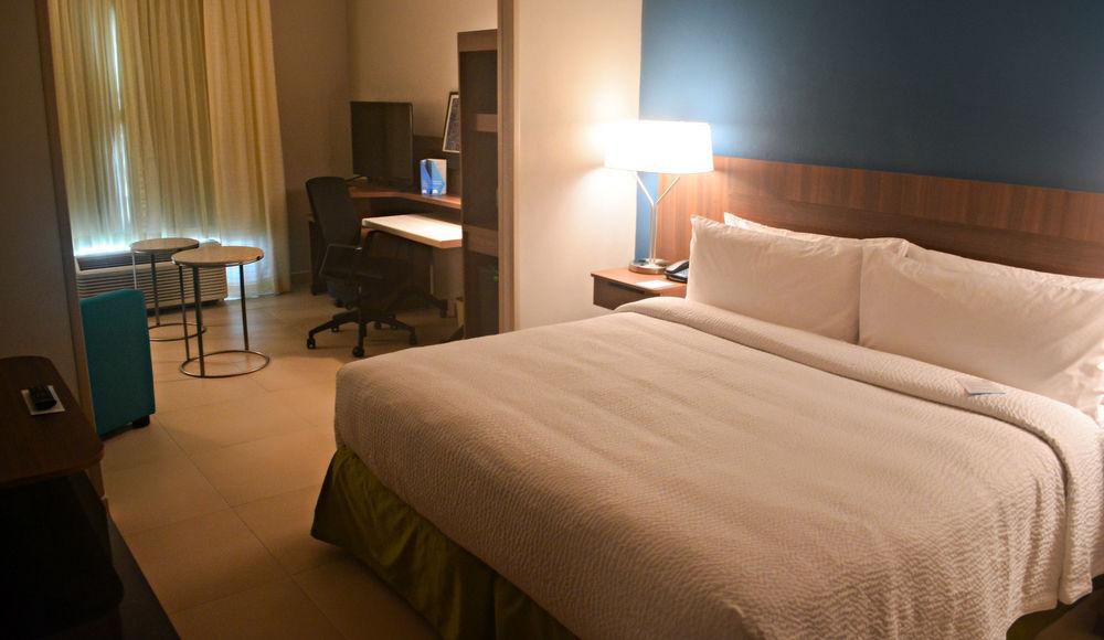 Fairfield Inn & Suites By Marriott קואצקואלקוס מראה חיצוני תמונה