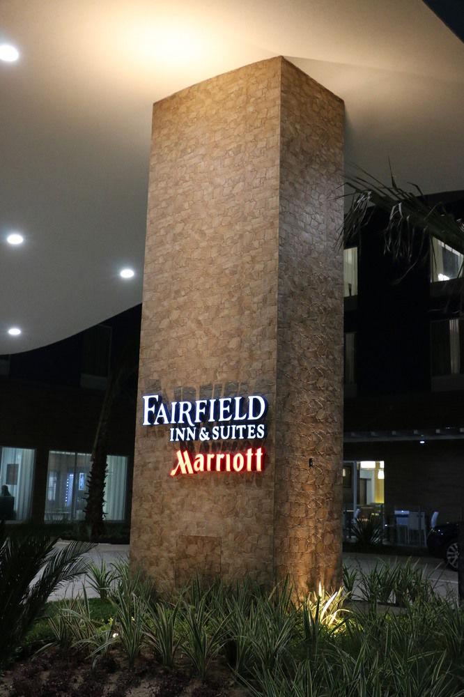 Fairfield Inn & Suites By Marriott קואצקואלקוס מראה חיצוני תמונה