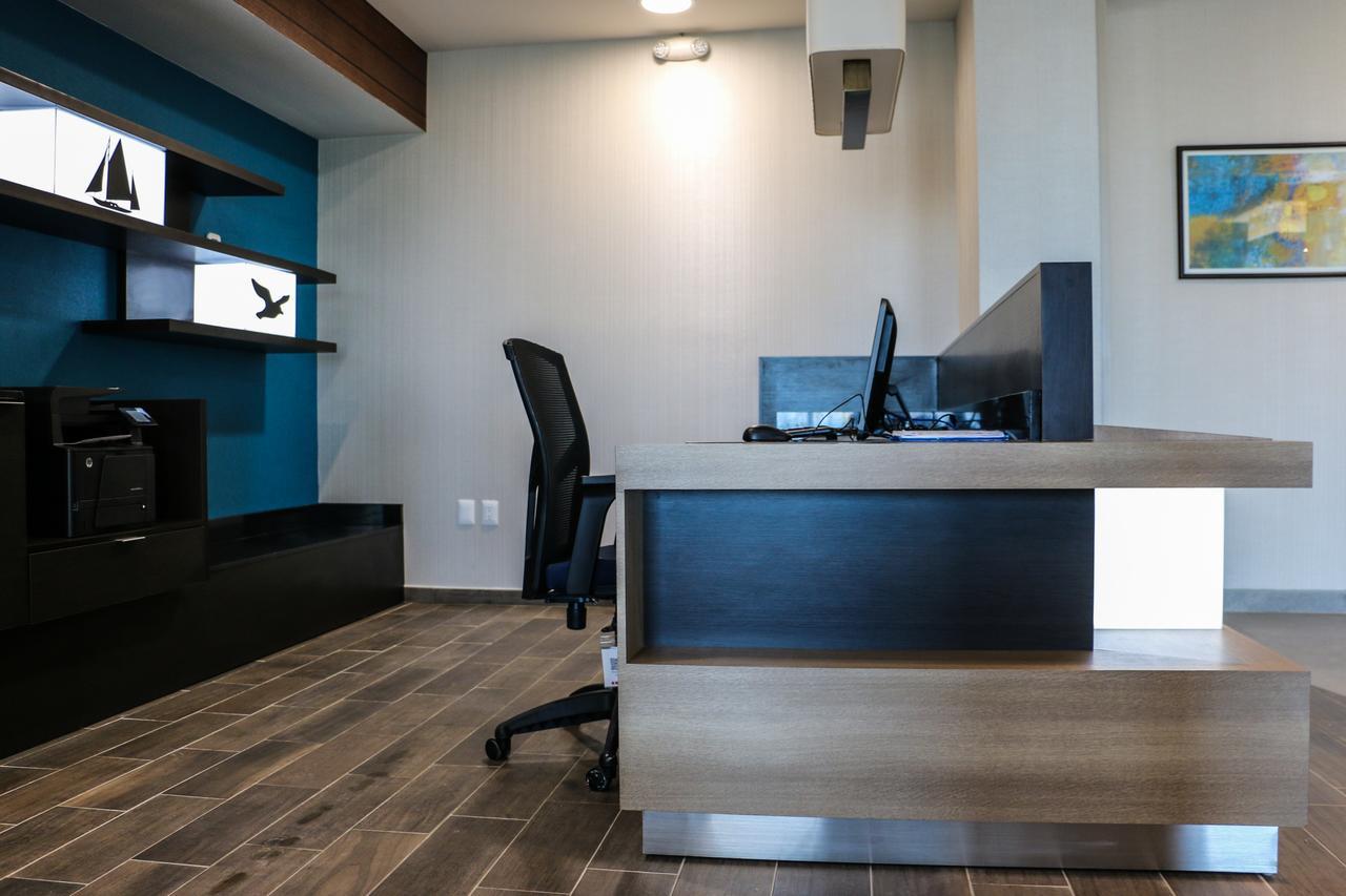 Fairfield Inn & Suites By Marriott קואצקואלקוס מראה חיצוני תמונה