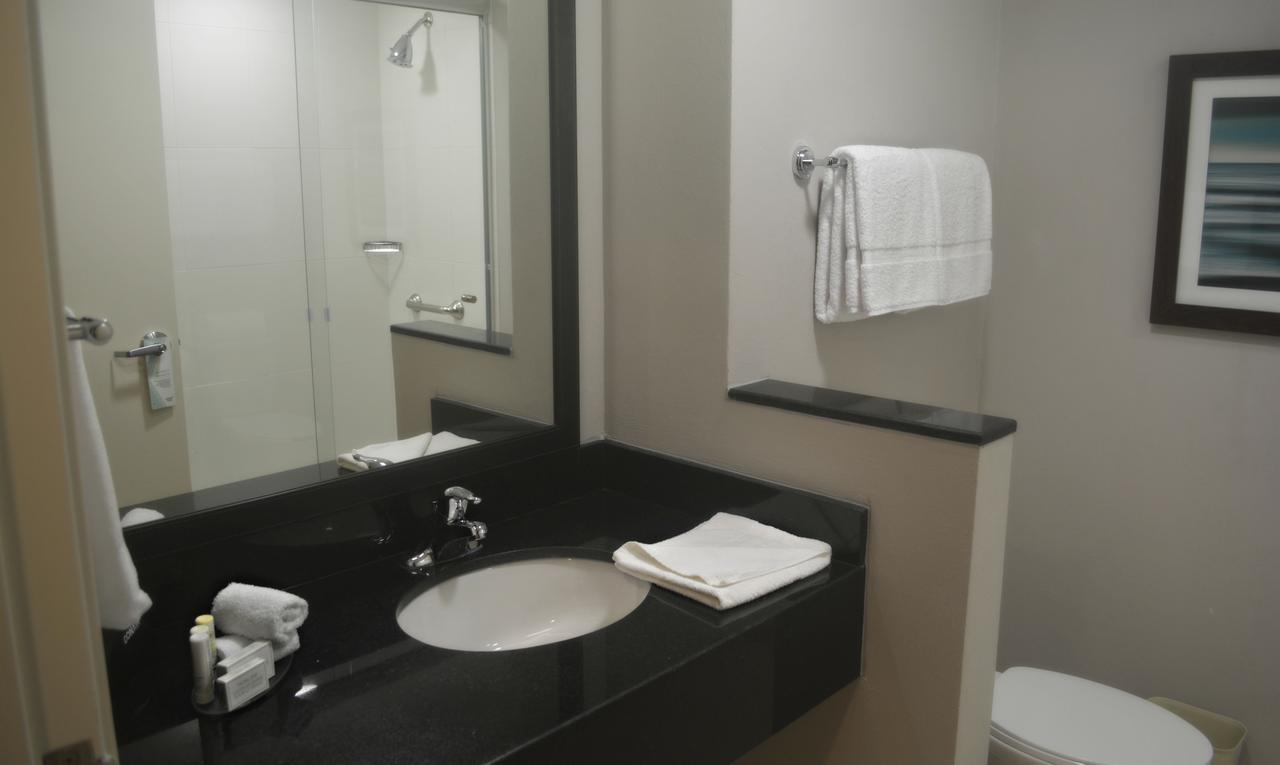 Fairfield Inn & Suites By Marriott קואצקואלקוס מראה חיצוני תמונה