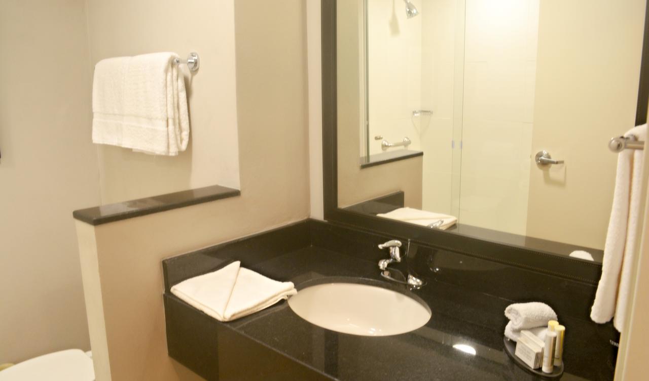 Fairfield Inn & Suites By Marriott קואצקואלקוס מראה חיצוני תמונה