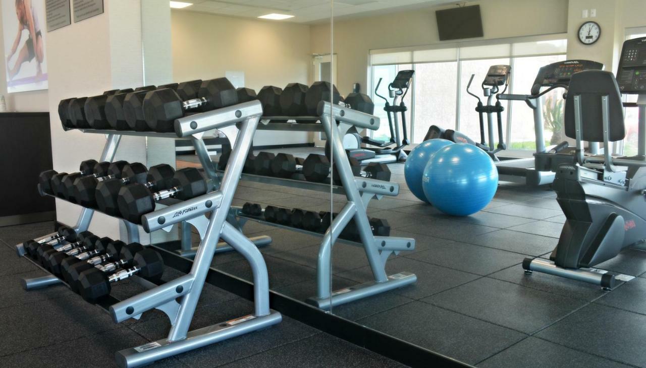Fairfield Inn & Suites By Marriott קואצקואלקוס מראה חיצוני תמונה